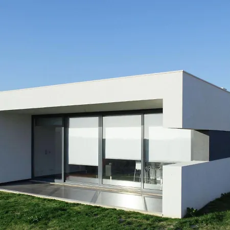 In Portugal With Sea View & Pool Willa *