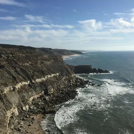 Villa In Portugal With Sea View & Pool *