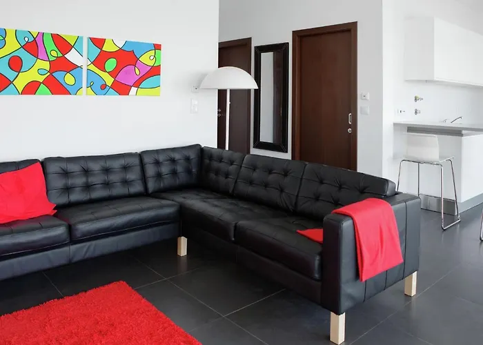 In Portugal With Sea View & Pool * לוריניה